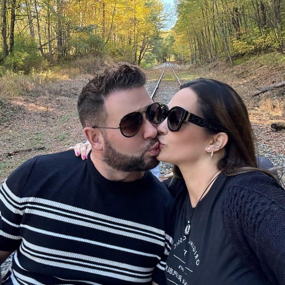 Meet your Posher, Vivianna - Picture 4 of 9